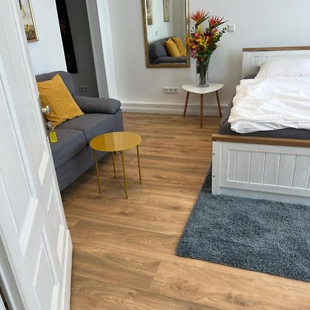 Moderne Wohnung In Der Innenstadt Von バート・エーンハウゼン エクステリア 写真