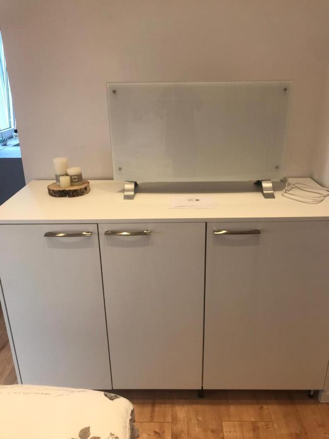 Moderne Wohnung In Der Innenstadt Von バート・エーンハウゼン エクステリア 写真